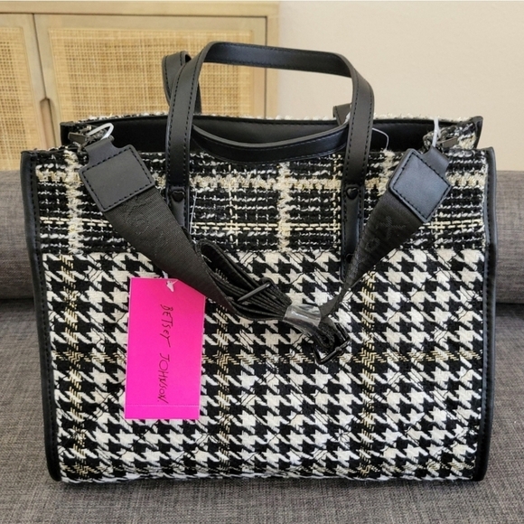 🔹️Betsey Johnson🔹️ black white tweed houndstooth print tote & wallet - Picture 3 of 6
